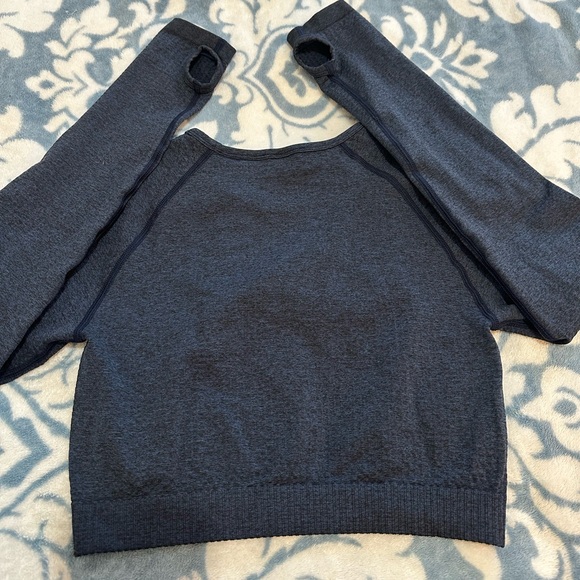 ECHT Top - Picture 3 of 5